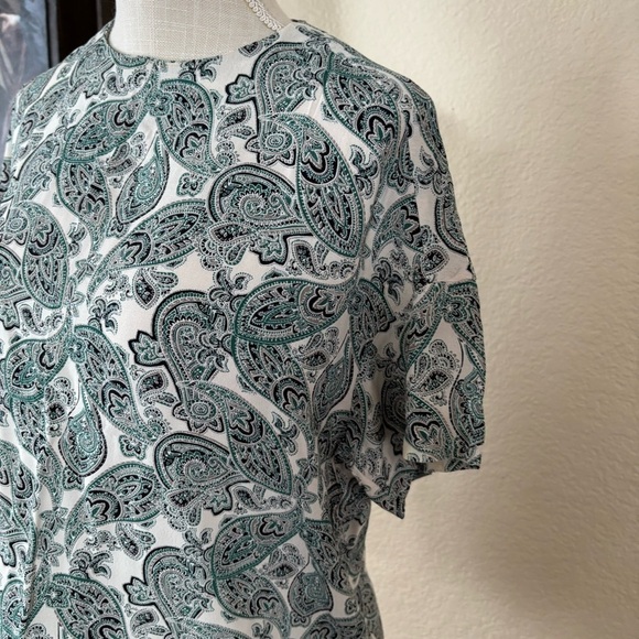 H&M Women's Green Paisley Keyhole Blouse Top - Size 6 - Picture 3 of 6